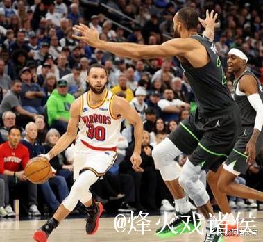 库里30+8完胜爱德华兹27分 勇士终结森林狼连胜纪录 库里30+8完胜爱德华兹27分 勇士终结森林狼连胜纪录